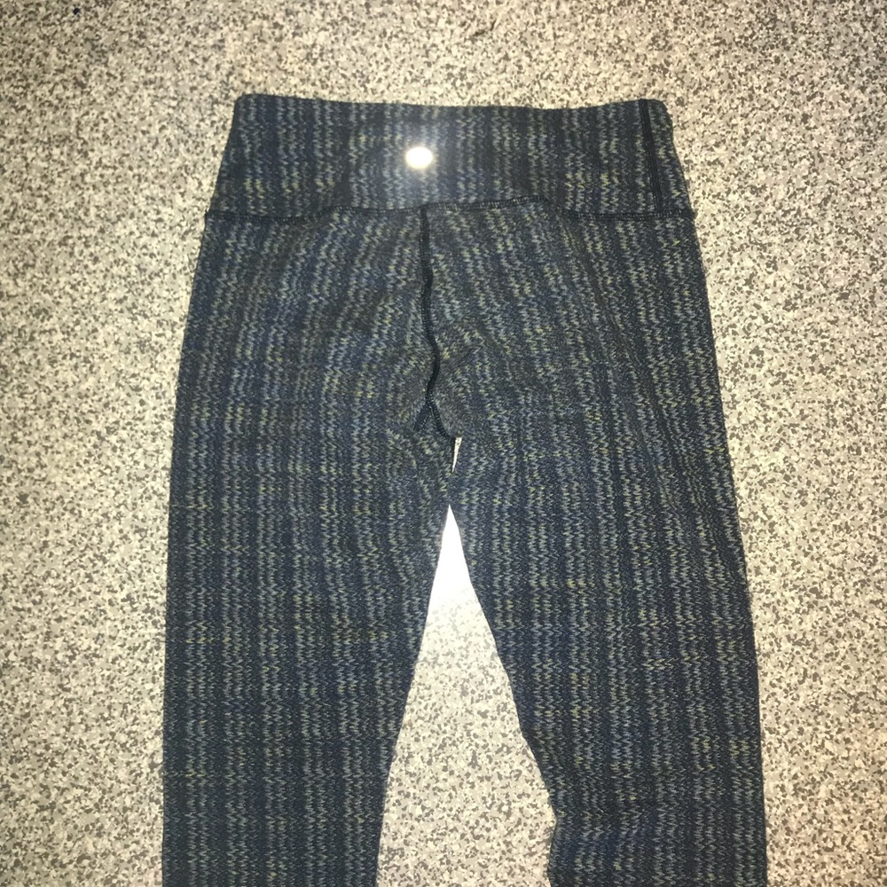 Lululemon Patterned Wunder Under Leggings